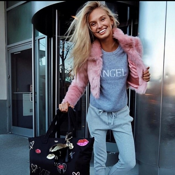 Victoria's Secret Tops - 💜Victoria's Secret Gray Angel Sweater